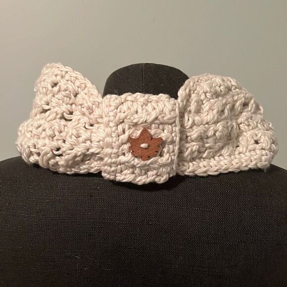 Cream Handmade Crochet Headband With Wooden Maple Leaf - Picture 1 of 4